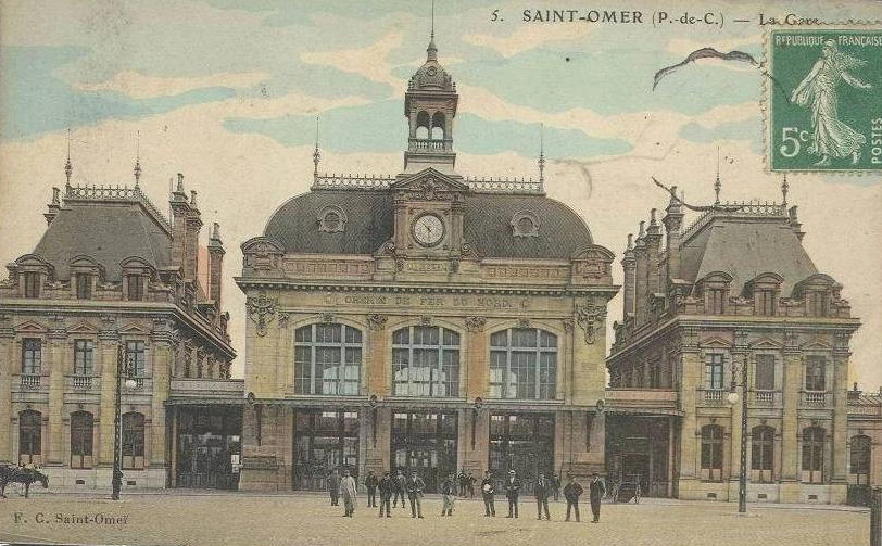 (d)- Une bien belle place