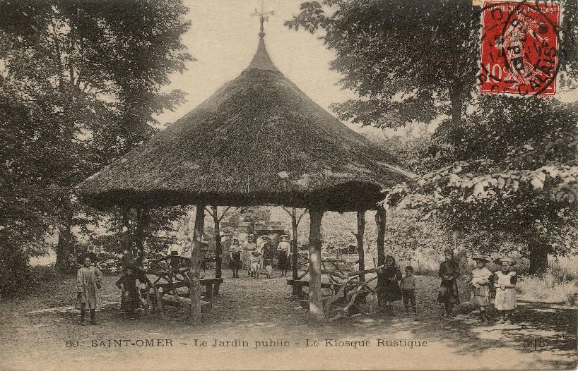 (p)- Le kiosque rustique