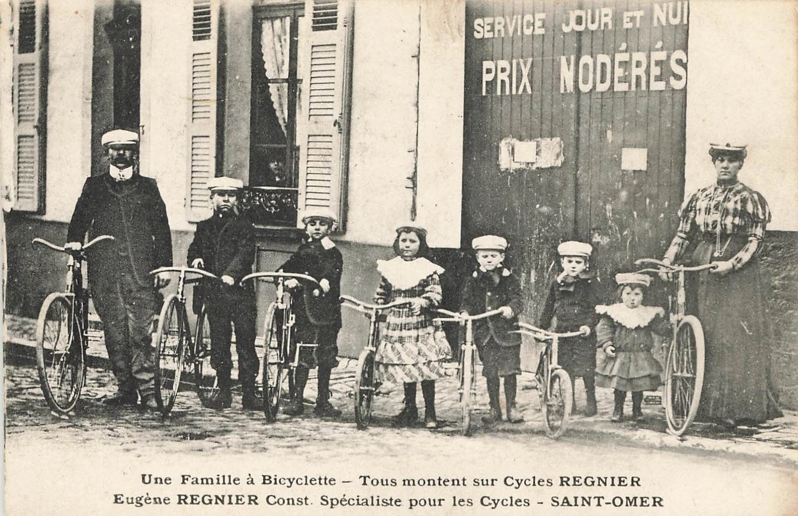 Une famille à bicyclette