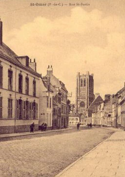 (o) Un bout de la rue