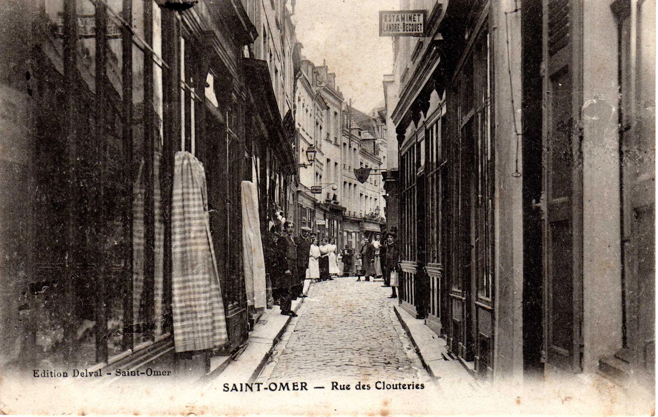 (d)- C'est vraiment étroit