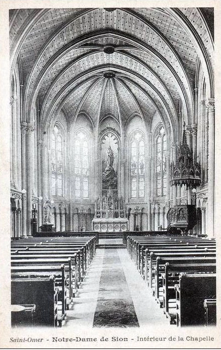 (g )- intérieur de la chapelle