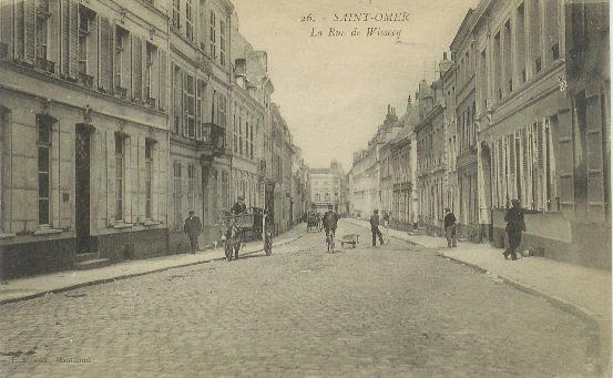 (b)- La rue de l'hospice