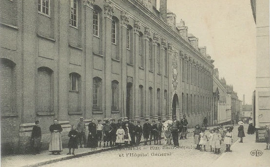 (b)- La façade de l