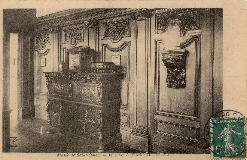 (i)- Une autre salle